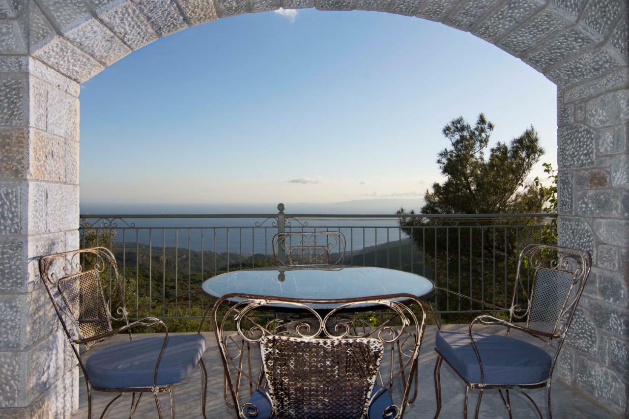 The Balcony Of Mani Tseria Exterior foto