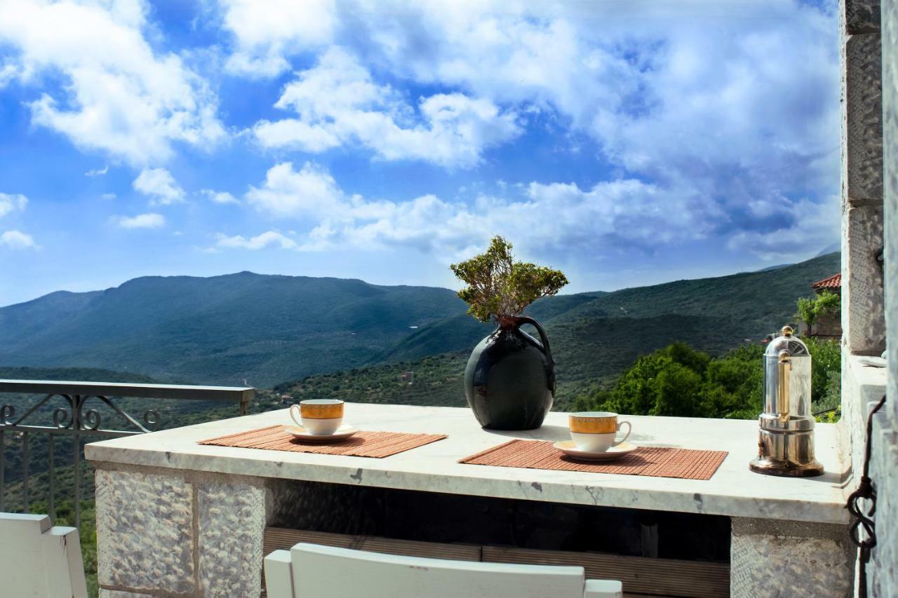 The Balcony Of Mani Tseria Exterior foto